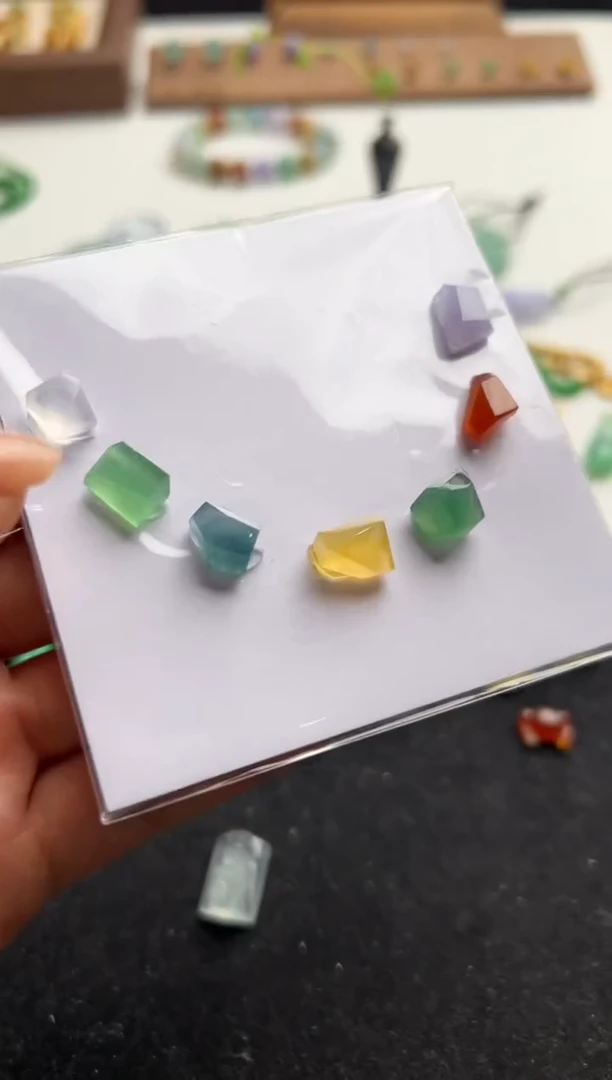 【闪购商品】定制翡翠未镶嵌多彩随行切割7500+750