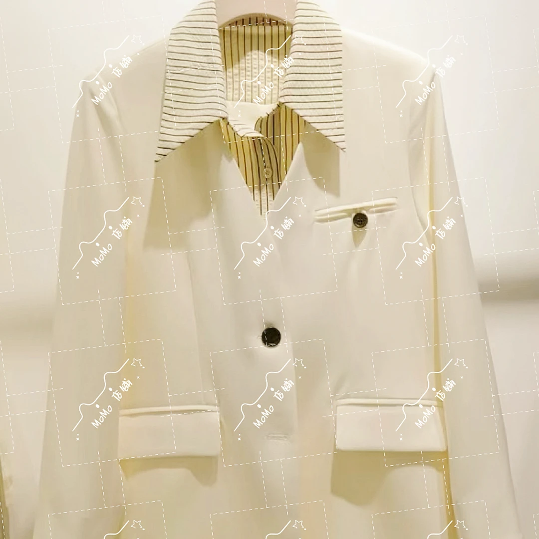 上衣西装小香风气质白色轻奢时尚设计师上衣西装小香风气质白色