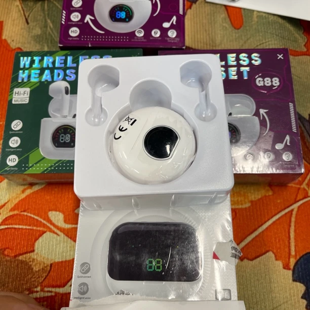 准新品  S 005蓝牙耳机乐拍款