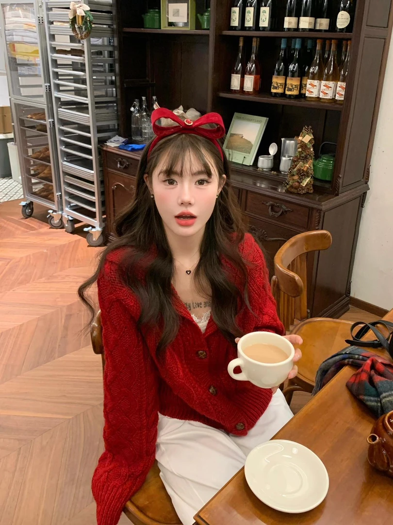 休闲百搭洋气红色毛衣2024秋冬新款时尚针织毛衣气质显瘦长袖复古