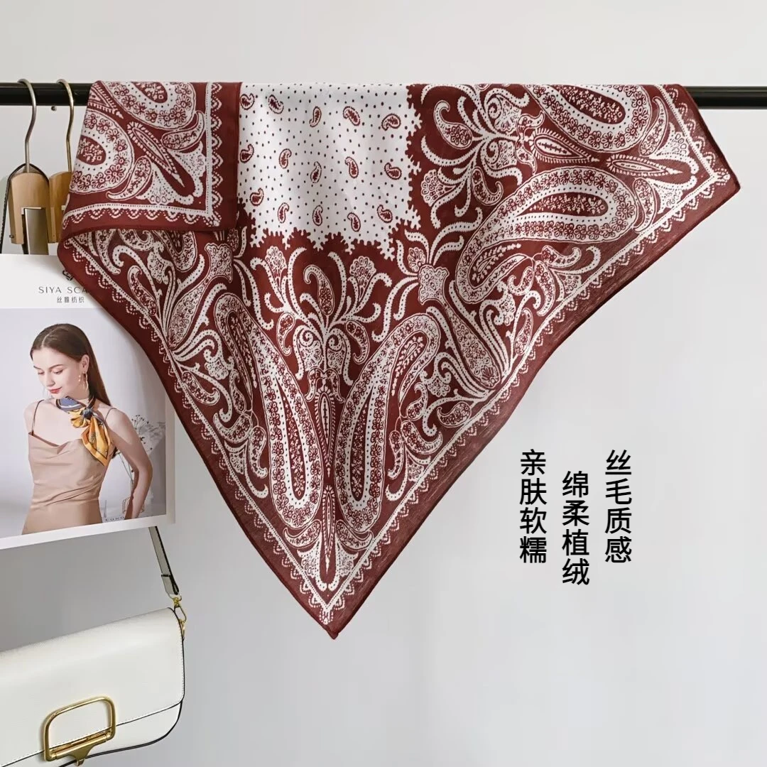 新款韩国65*65时尚休闲百搭丝绒柔质感方巾秋冬护颈保暖围巾女