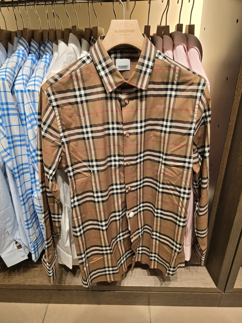 Burberry/博柏利 经典格子衬衫焦糖色 无兜/8084295
