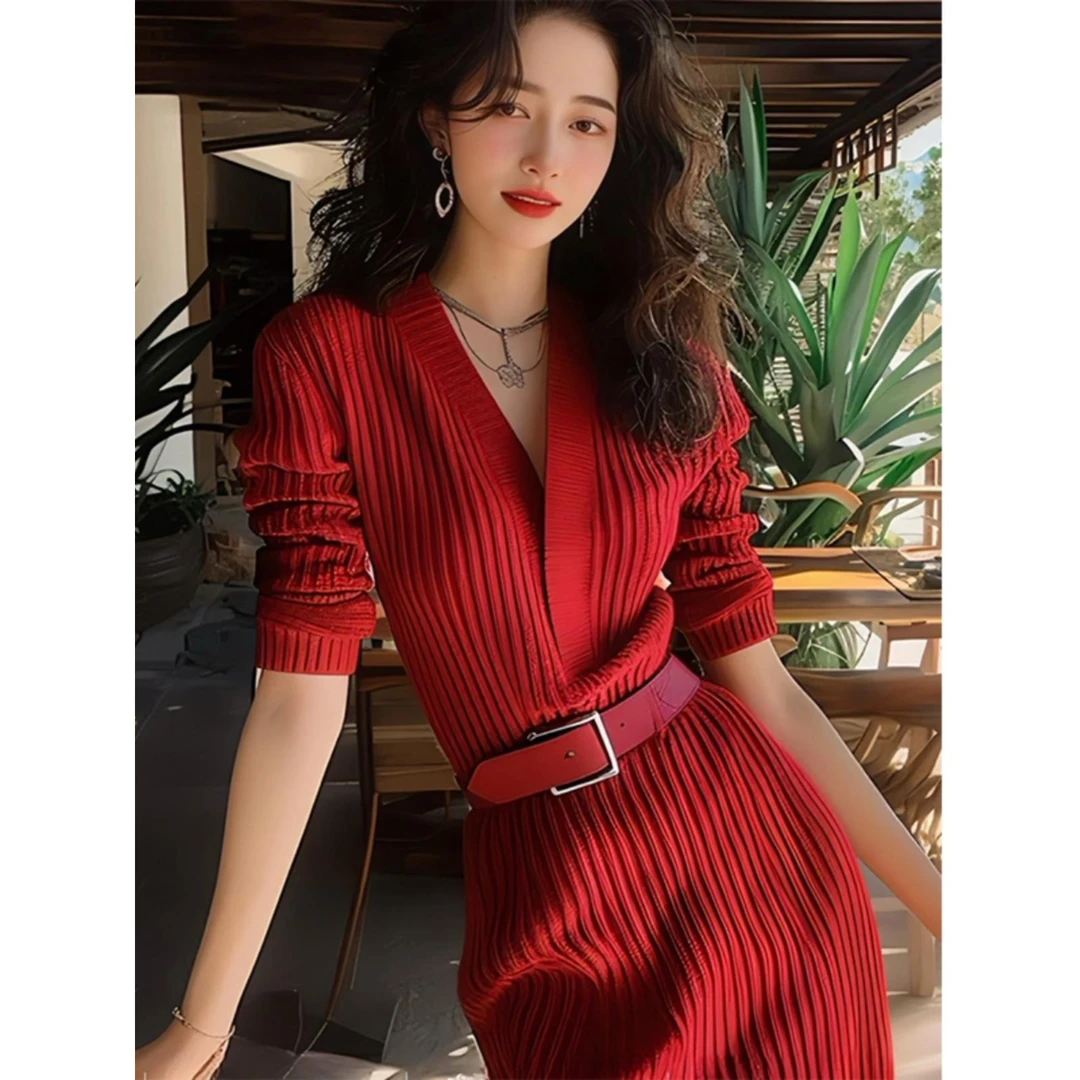 长袖红色连衣裙2024秋季新款秋冬高级气质轻奢小香风长裙裙子女装