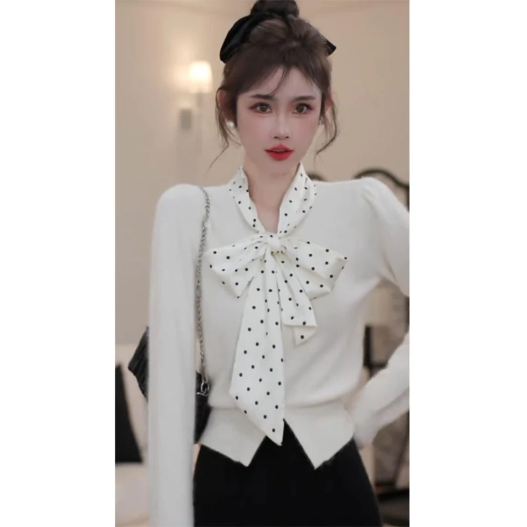 【高级定制】秋冬法式温柔波点蝴蝶结飘带泡泡袖开衫小香风气质毛衣