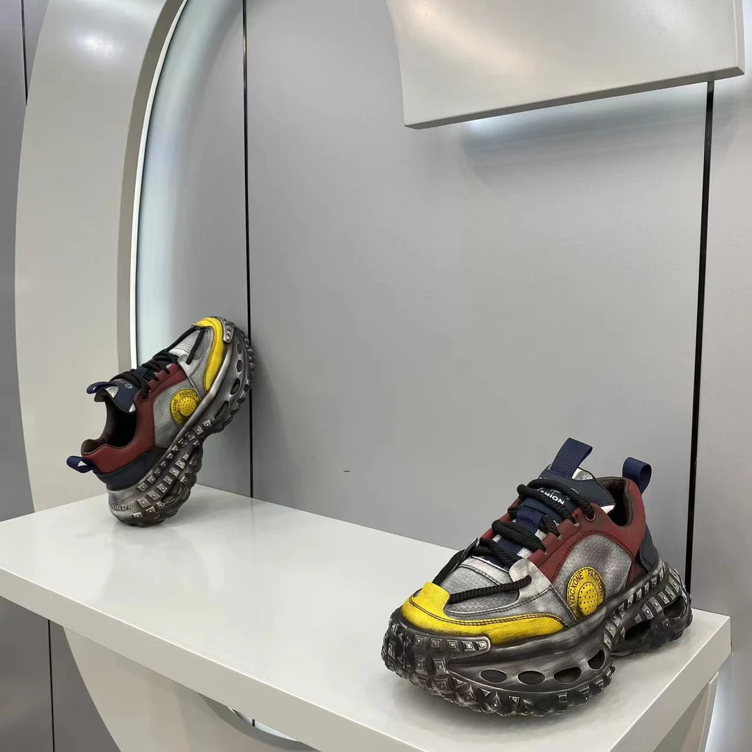 2024秋冬季新款潮男鞋皮面老爹鞋时尚厚底百搭运动休闲鞋