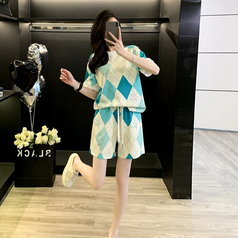 设计感休闲运动套装女夏季新款时尚韩版宽松短袖上衣短裤两件套