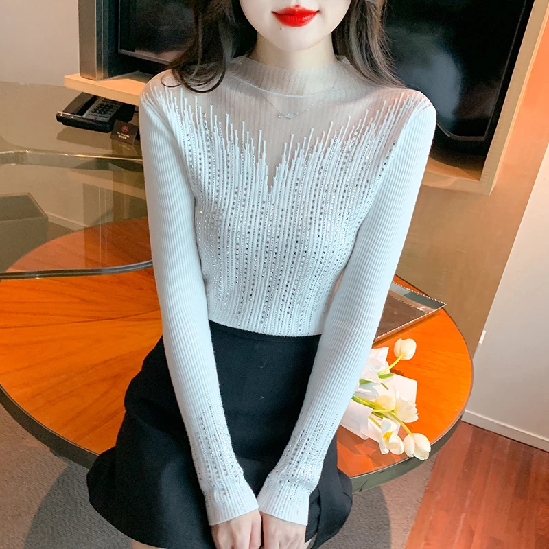 秋季新款独特别致网纱拼接重工烫钻露锁骨针织打底上衣内搭打底衫