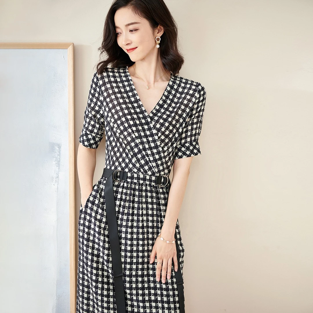 米思阳桑蚕丝V领时尚法式收腰显瘦格子夏季短袖连衣裙1Z20BL2484