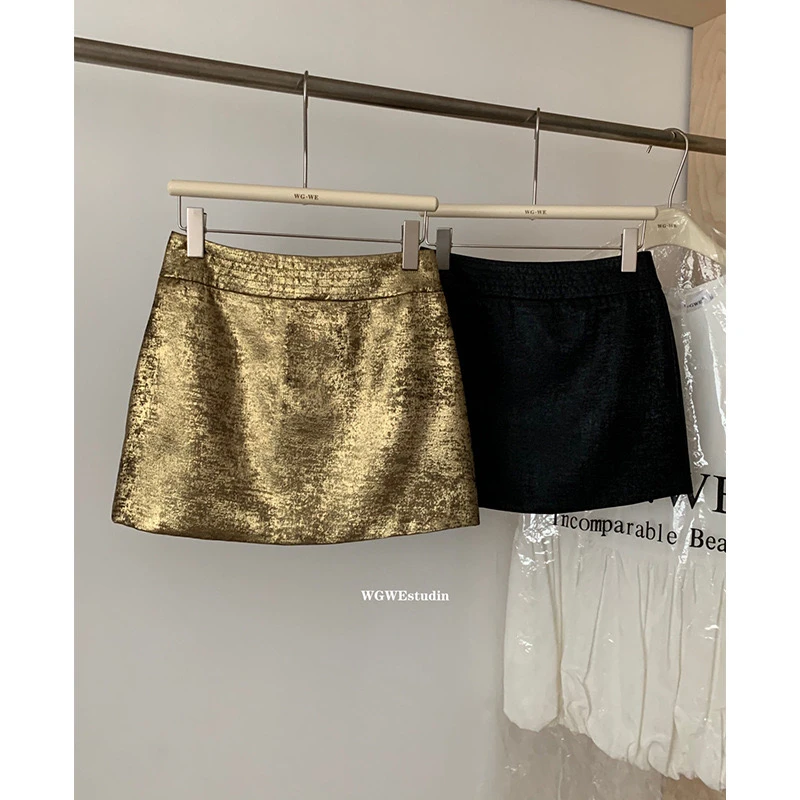 辣妹气质金色时髦显瘦半身裙夏季新款百搭高腰A字包臀防走光短裙