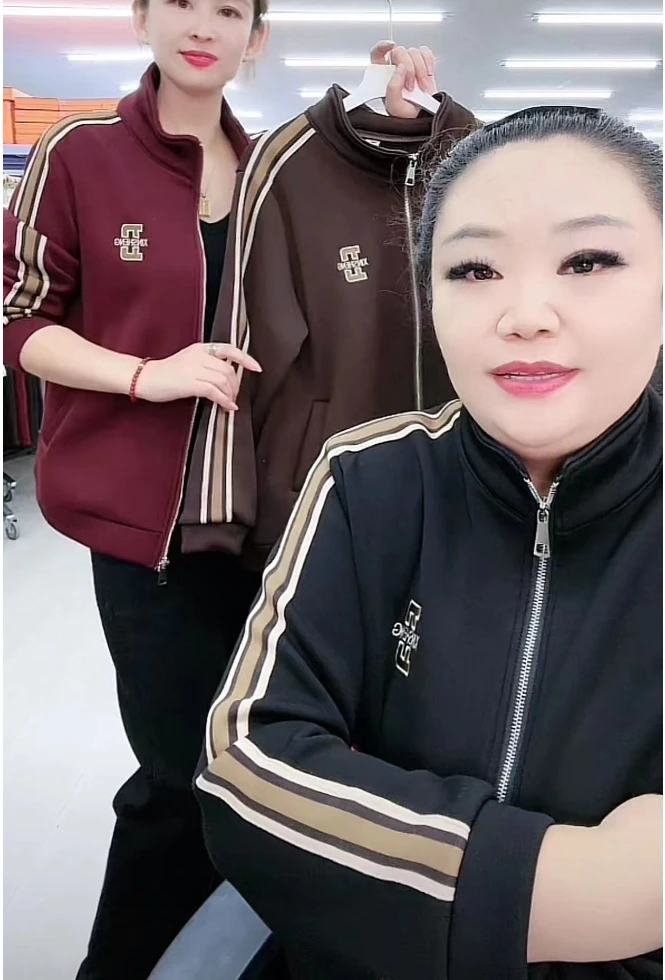 女士字母加绒外套155-A135*****