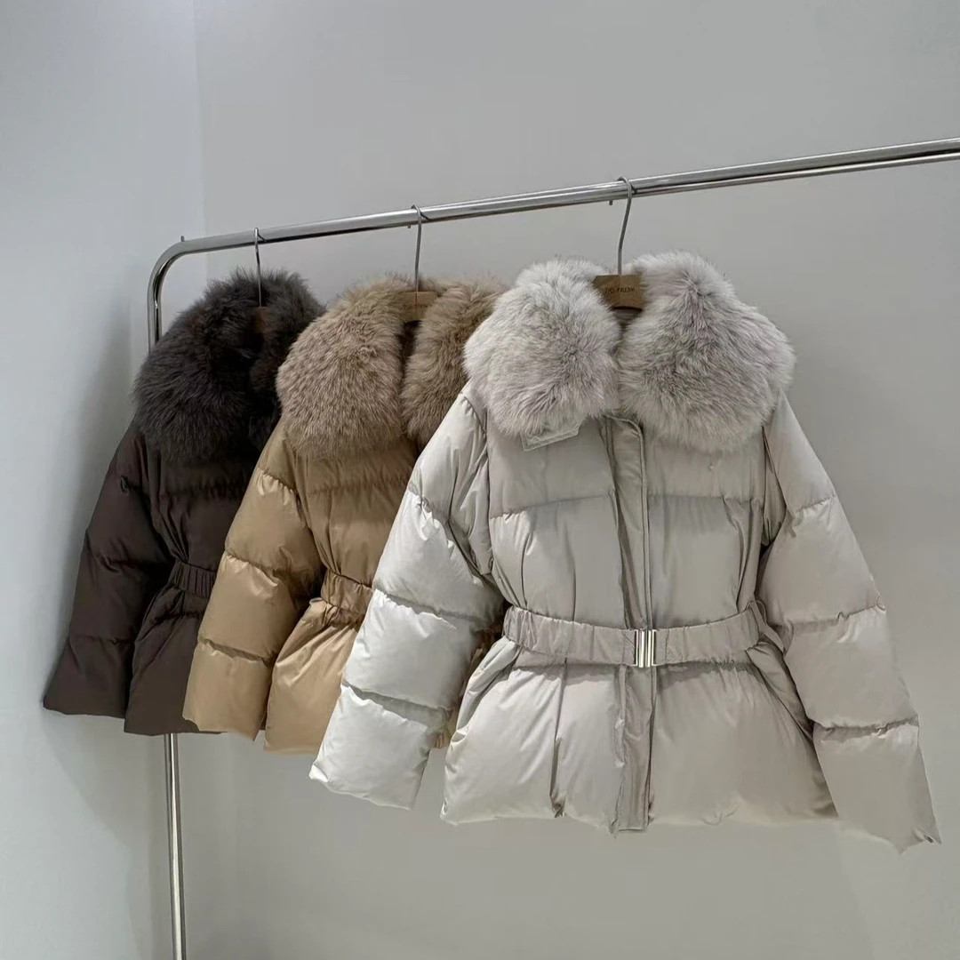 【BORAKOO】狐狸领小A摆腰带款短款羽绒服24509（充绒245g）