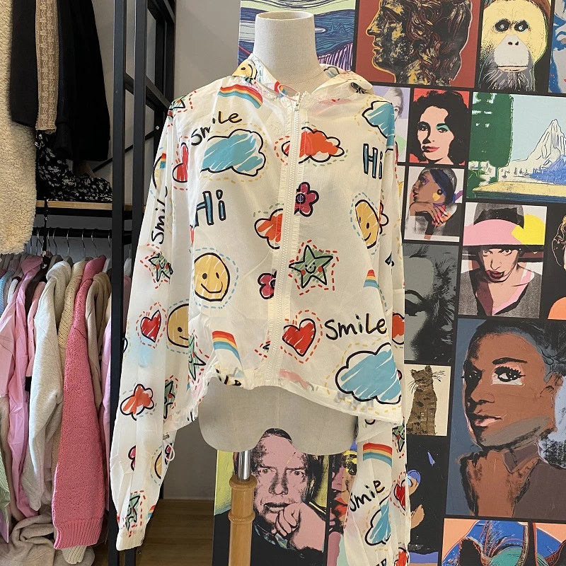 【BORAKOO】笑脸可爱卡通连帽防晒外套