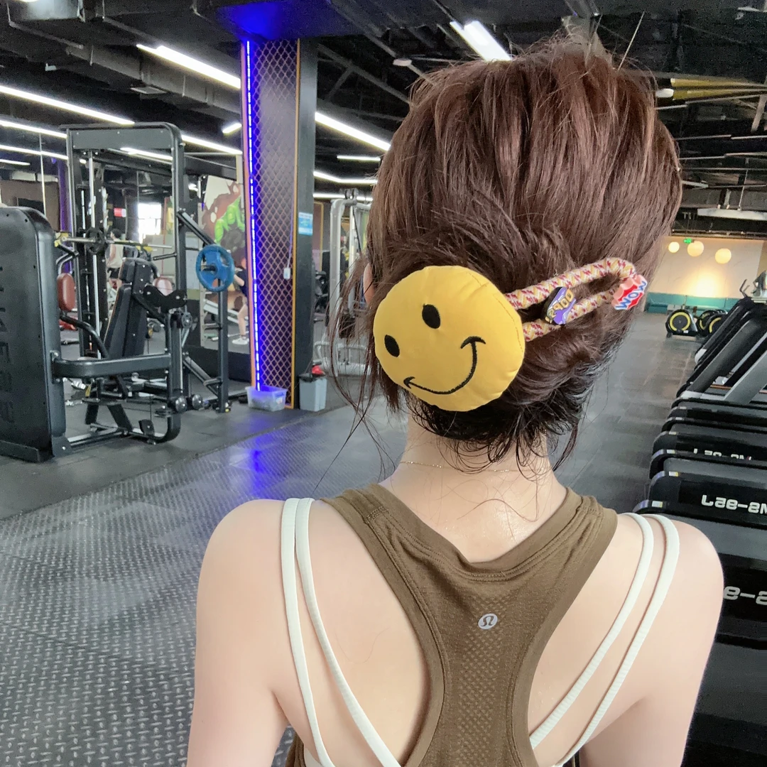 显眼包~高级感鸭嘴盘发夹