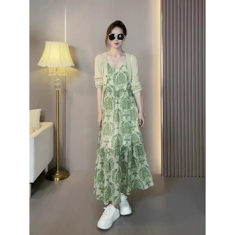QDA39858秋季新款海边度假沙滩裙绿色碎花吊带连衣裙子两件套装女