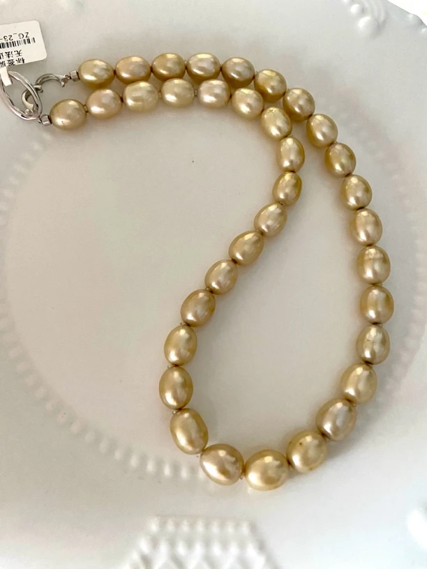 气质典雅水滴项链