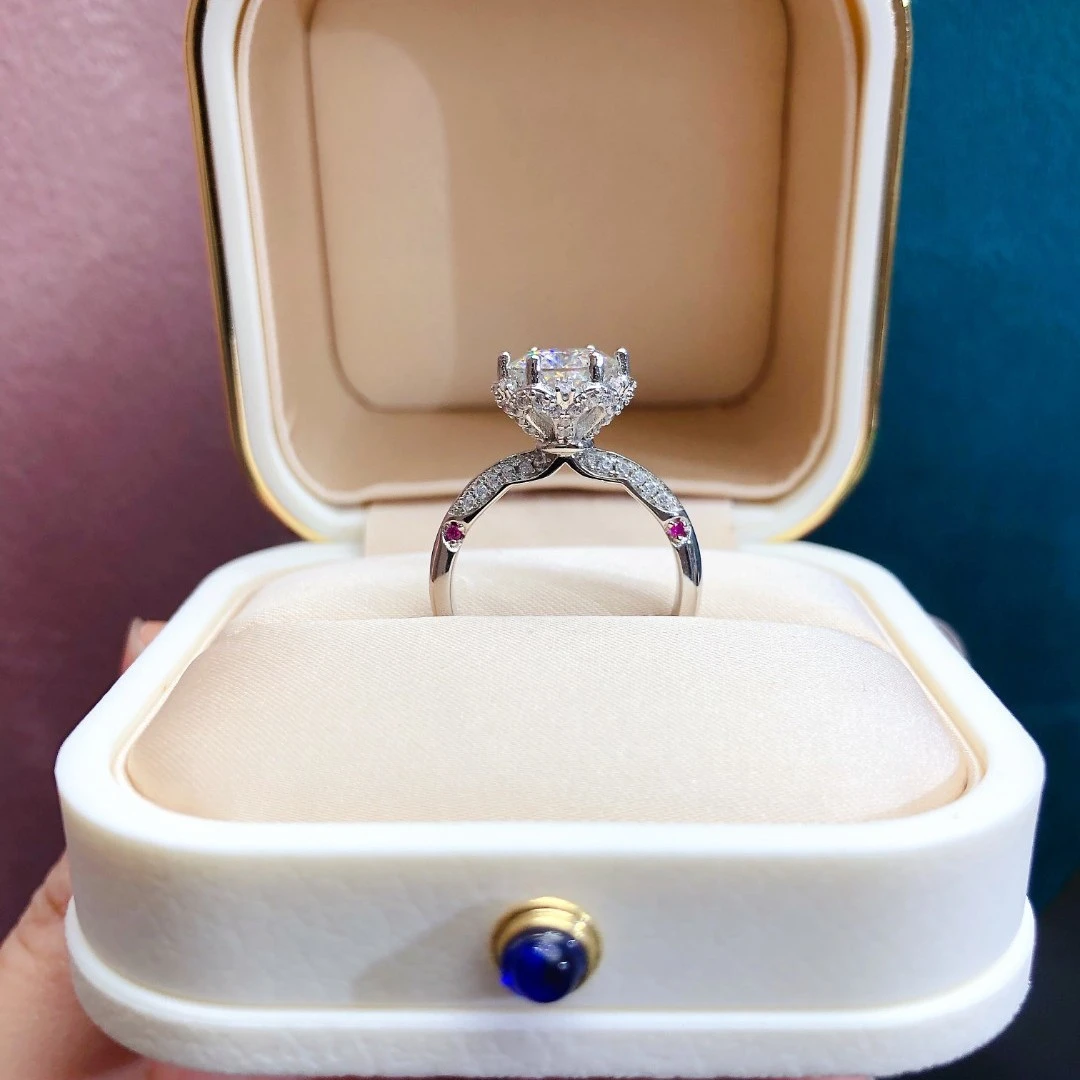 【冰雪奇圆】1-2克拉/925银莫桑女戒豪镶婚戒