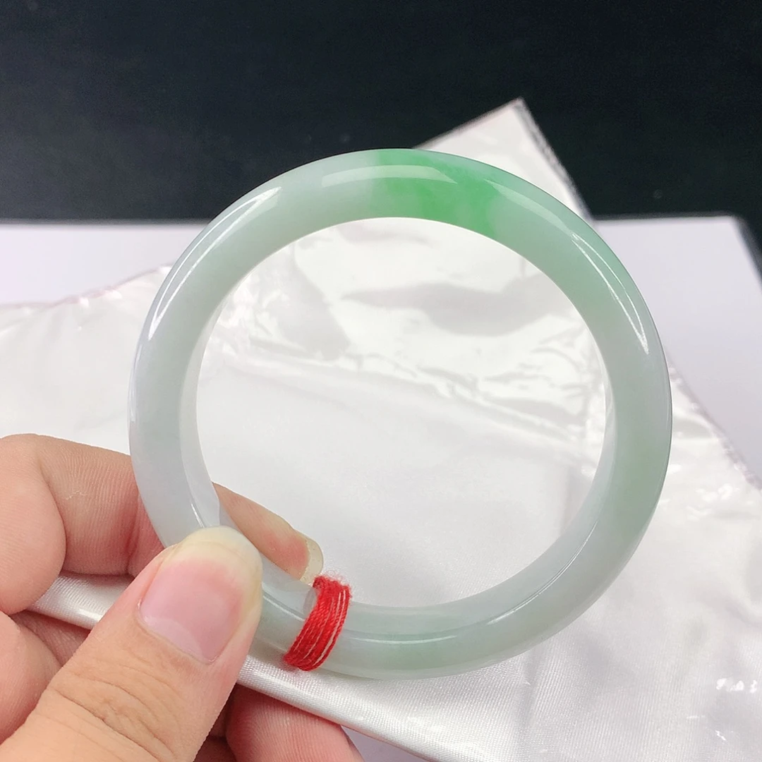 翡翠手镯未镶嵌翡翠118