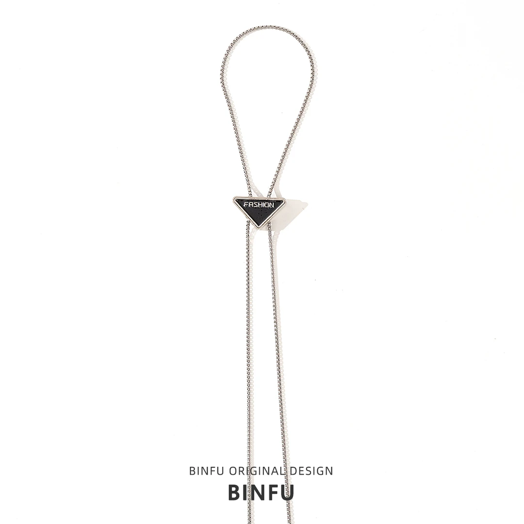 钛钢项链 秋冬 三角型配饰百搭银色男女款潮流小众饰品复古项链潮