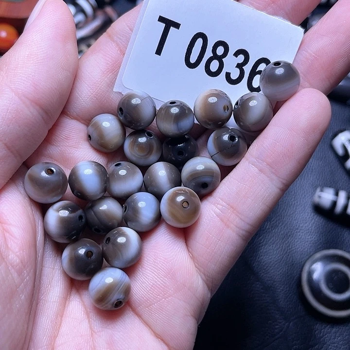 玛瑙/玉髓颈饰未镶嵌微瑕