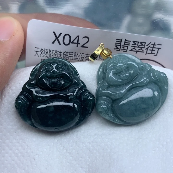 翡翠颈饰未镶嵌吊坠