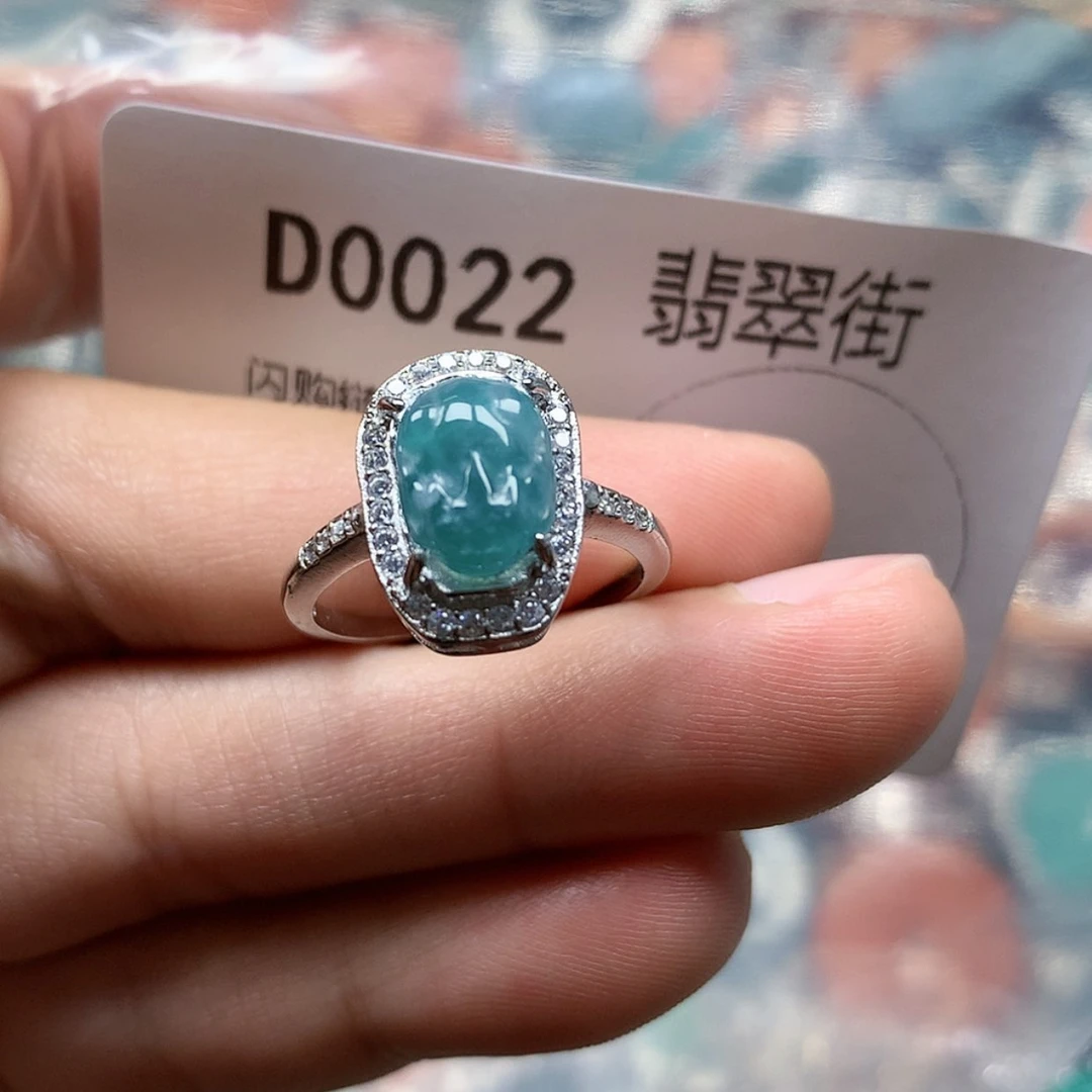 【闪购商品】翡翠颈饰未镶嵌