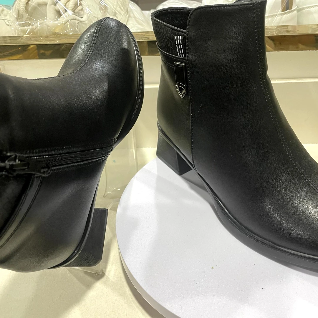 此链接集合皮靴女靴孤品捡漏尺码价挌表断码专拍链接