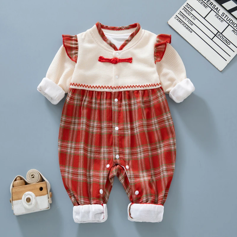 婴儿女宝宝春装双层新生春秋季百天洋气满月连体衣服纯棉国风哈衣