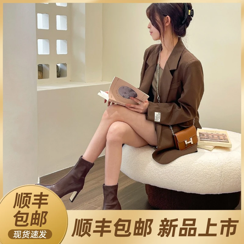 法式高级感靴子尖头瘦瘦短靴女秋单靴2023新款高跟瘦腿靴女马丁靴
