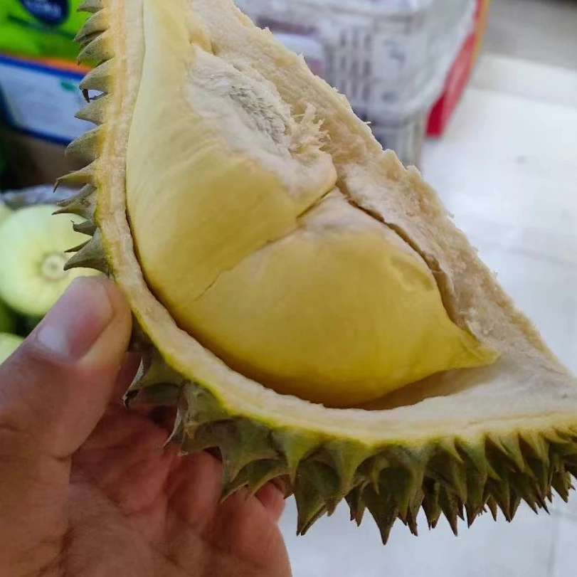 【金刺宝宝】泰国树熟金枕榴莲颗3.3-7斤包四房  顺丰包邮