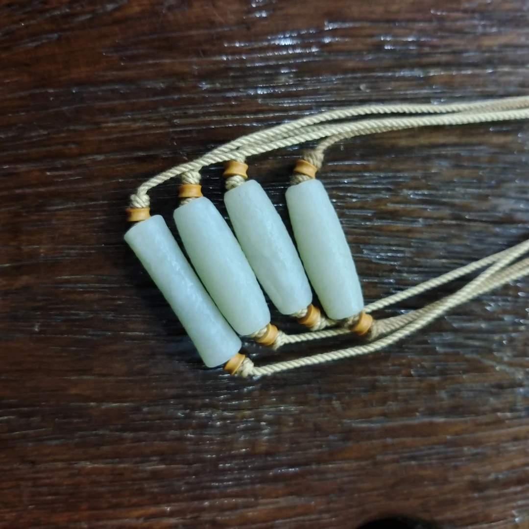 和田玉古朴老光勒子