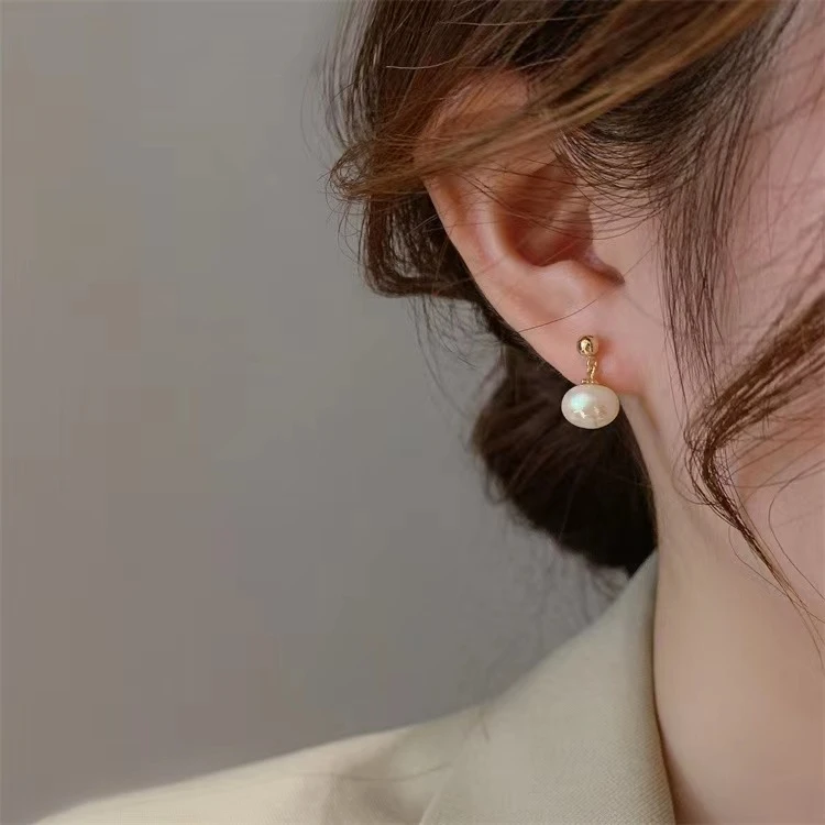 米梵缇 铜合金耳饰 七里玲珑小众百搭精致小灯泡耳环女 A1-001