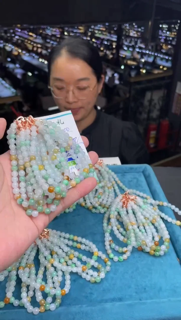 【闪购商品】翡翠手串未镶嵌-11020490-多样性发其一