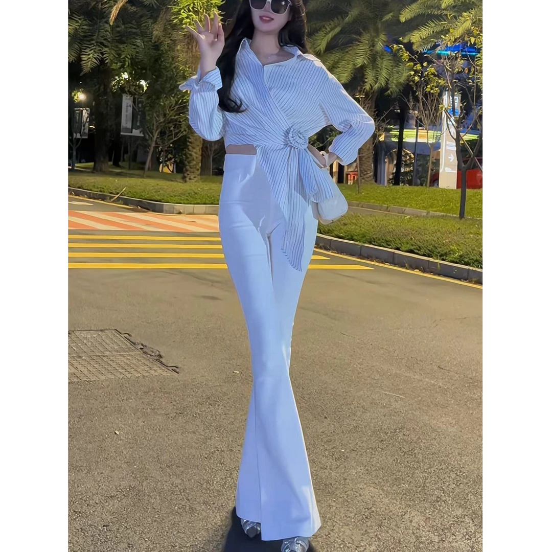 小众设计感辣妹条纹长袖花朵衬衫宽松百搭显瘦上衣搭白色大喇叭裤