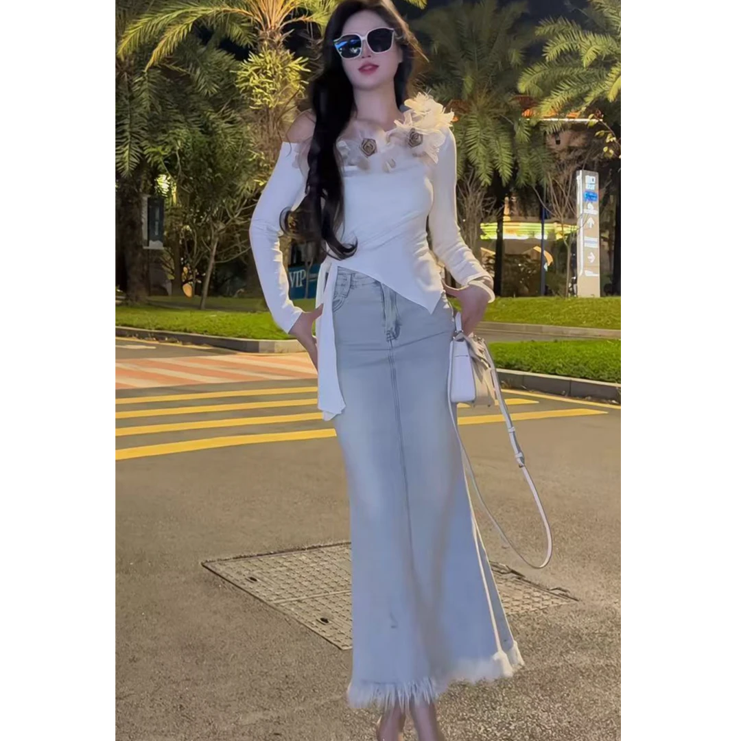 纯欲气质甜美立体花朵性感斜肩不规则修身上衣搭流苏牛仔鱼尾裙