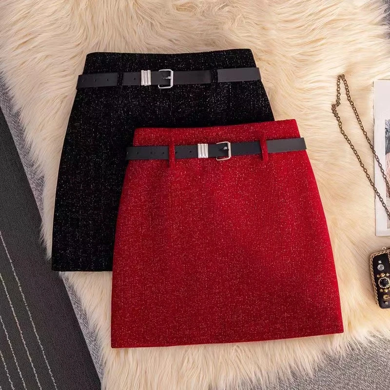 亮丝半身裙女2025新款秋冬款复古红色直筒高腰显瘦修身一步包臀裙