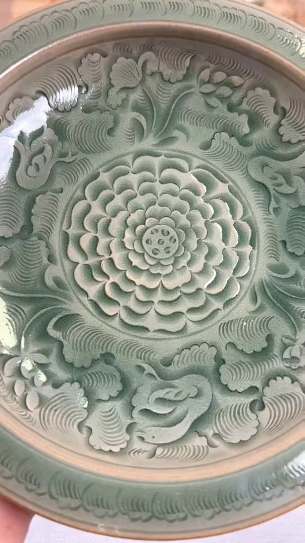 【闪购商品】瓷其他王晓娜纯手工秘色宝鸭穿莲高足盘微瑕福利