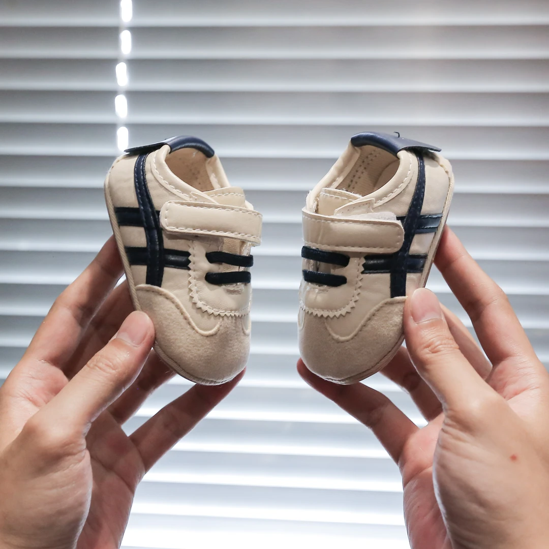 春秋季婴儿0-1岁男女宝宝鞋子6-12个月小童防滑百搭宝宝学步鞋