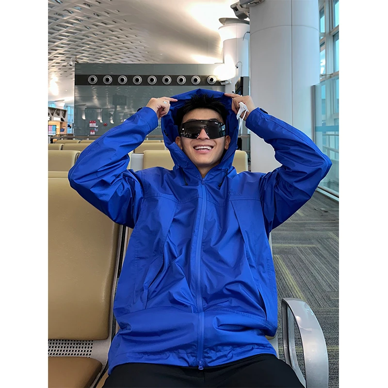 SANBAI 叁佰春秋户外冲锋设计男士机能防风防喷溅夹克宽松外套