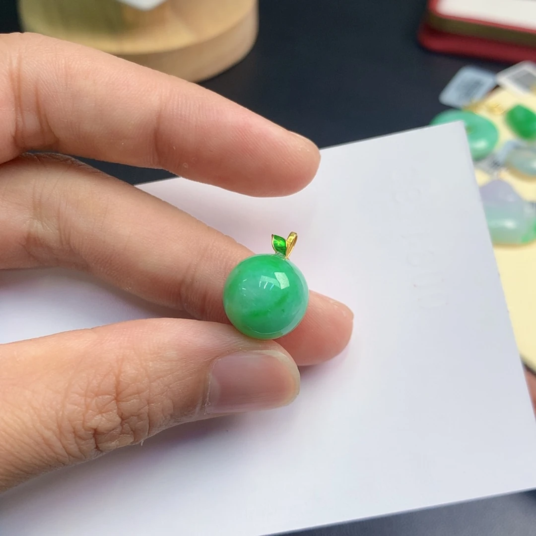 【闪购商品】翡翠颈饰18K金镶嵌^ 天然翡翠A货