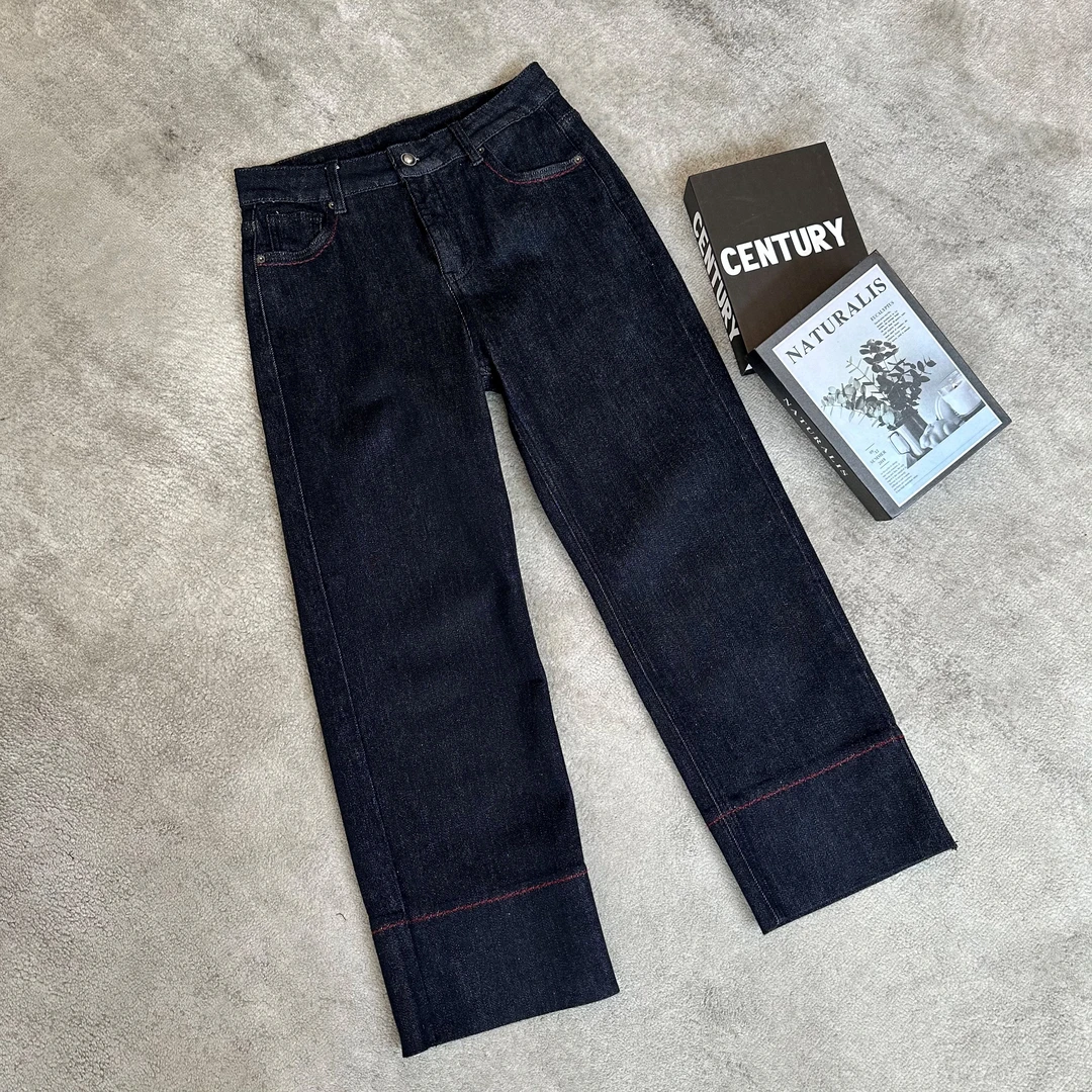 【米可家】早秋弹力显瘦显腿直红线黑金牛仔直筒裤6731