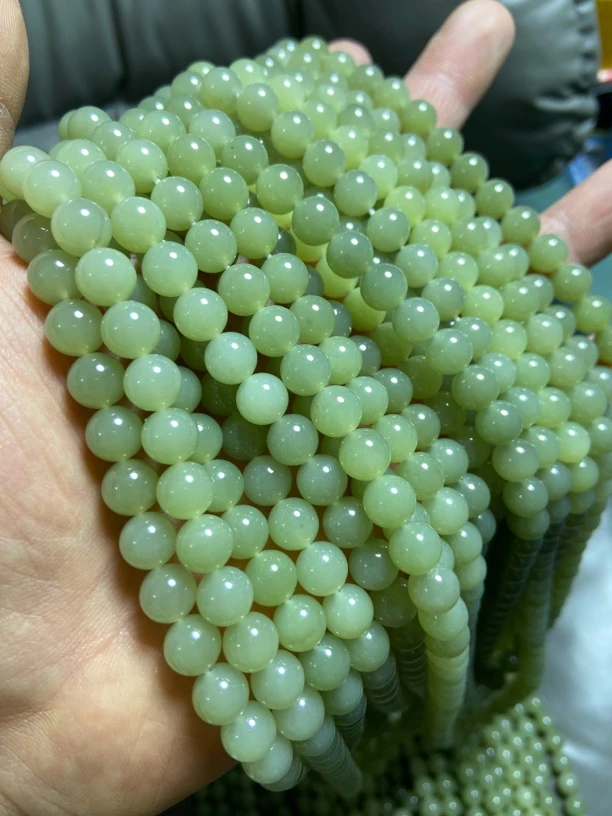 头货新疆和田玉且末料8毫米108项链细腻油润多样性拍一发一件