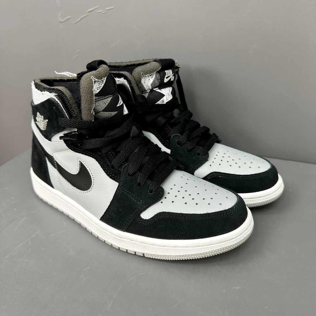 Jordan Air Jordan 1 air cmft 织物皮革 男篮球款 黑灰色42码