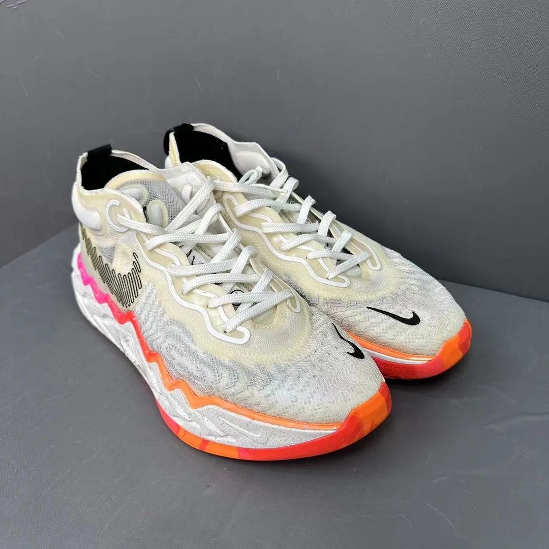 nike G.T.run 白彩虹跑步鞋 43码 90新