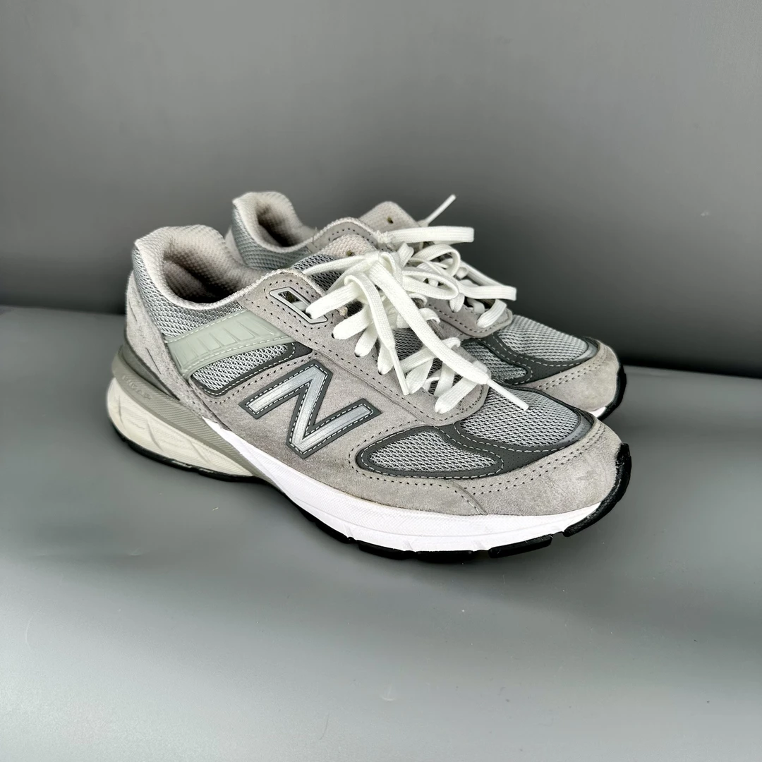 New Balance NB 990 V5 复古 低帮 跑步鞋 女款 灰色 D宽36.5