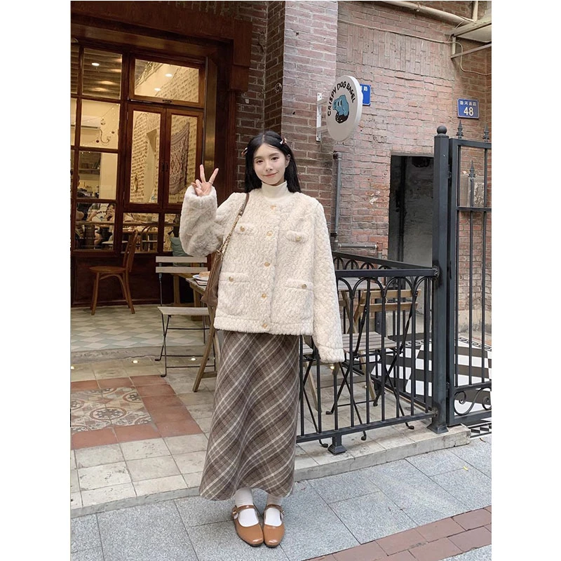 微胖妹妹大码外套小香风套装女冬季遮肉显瘦毛呢格子半身裙一整套
