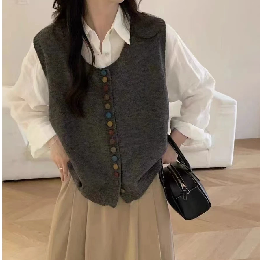 【TW】2024新款彩扣U型领复古洋气毛衣女无袖针织马夹百搭背心坎肩
