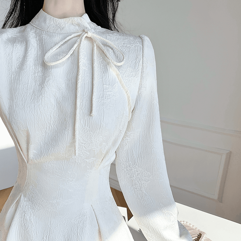 8677花颜2023旗袍连衣裙复古气质简约韩版超修身X型半高领套头秋