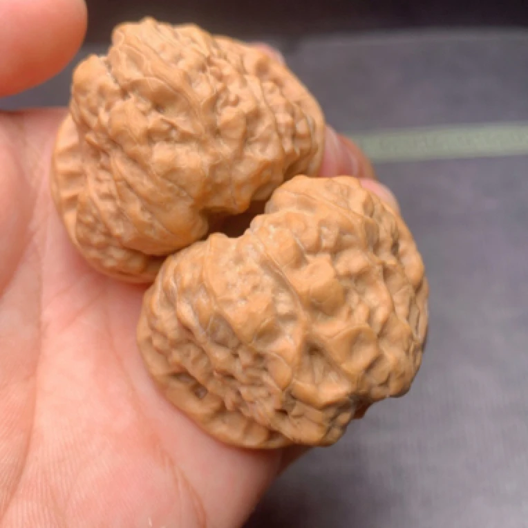 文玩核桃蛤蟆头开背掐腰蹬腿链接