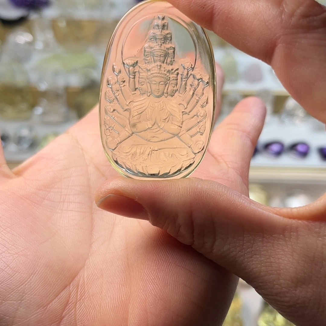 【闪购商品】水晶吊坠(赠链)未镶嵌星*