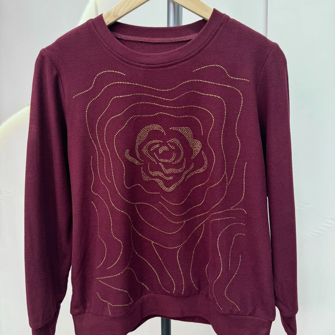 烫钻玫瑰经典百搭舒适宽松上衣